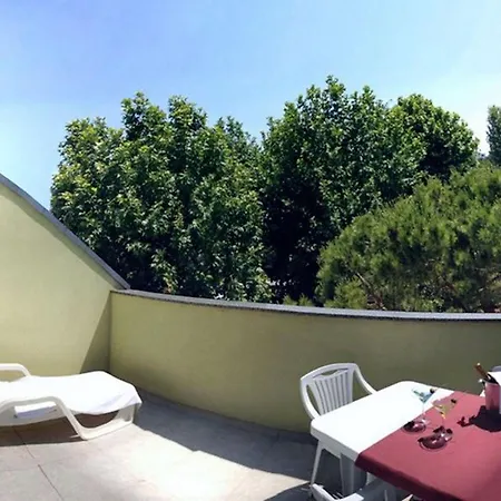 Lägenhet Swim And Stay-beahost *