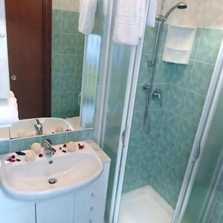 Apartment Swim And Stay-beahost